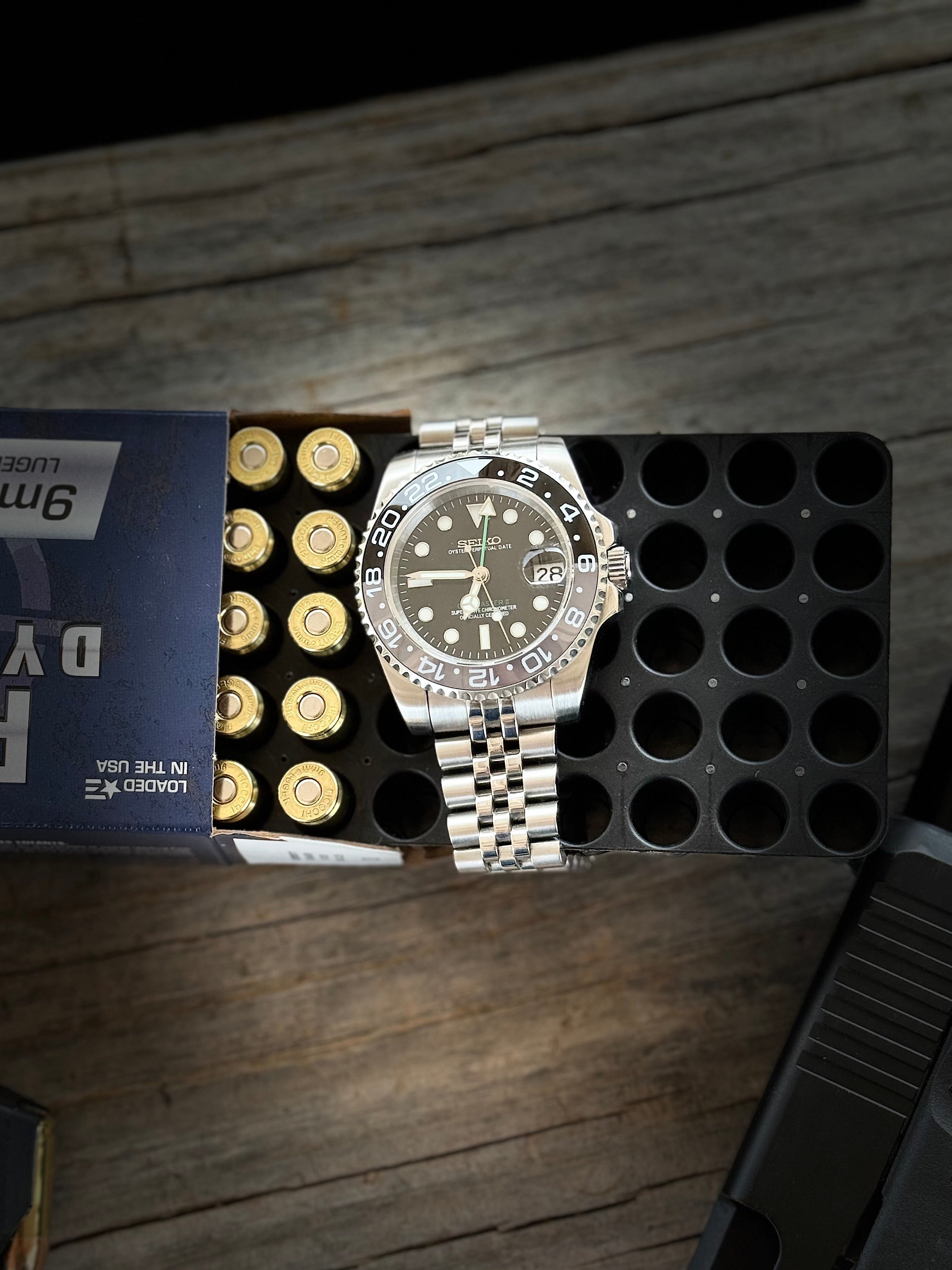 Seiko Mod (Bruce Wayne - GMT)